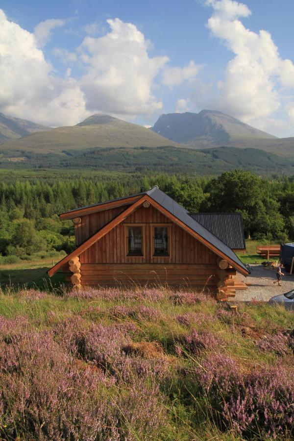 Wild Nurture Eco Luxury Offgrid Log Cabin Fort William Eksteriør billede