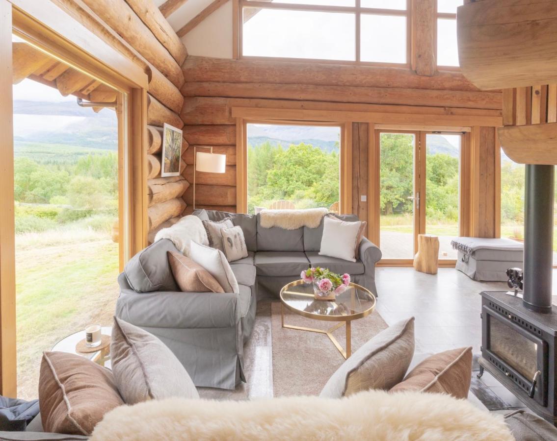 Wild Nurture Eco Luxury Offgrid Log Cabin Fort William Eksteriør billede