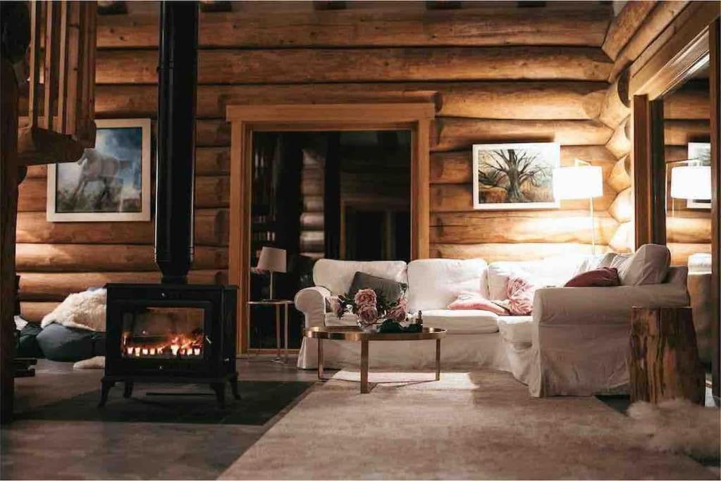 Wild Nurture Eco Luxury Offgrid Log Cabin Fort William Eksteriør billede