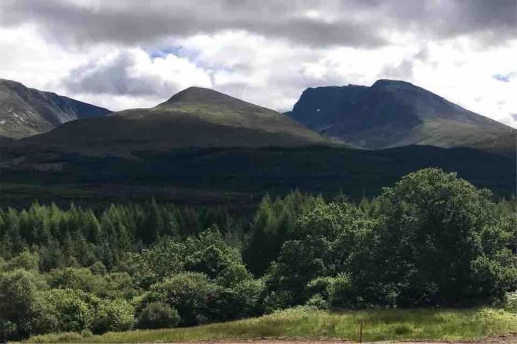 Wild Nurture Eco Luxury Offgrid Log Cabin Fort William Eksteriør billede