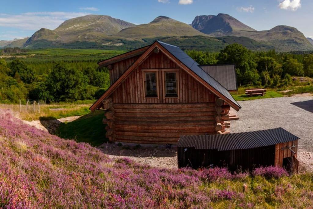Wild Nurture Eco Luxury Offgrid Log Cabin Fort William Eksteriør billede