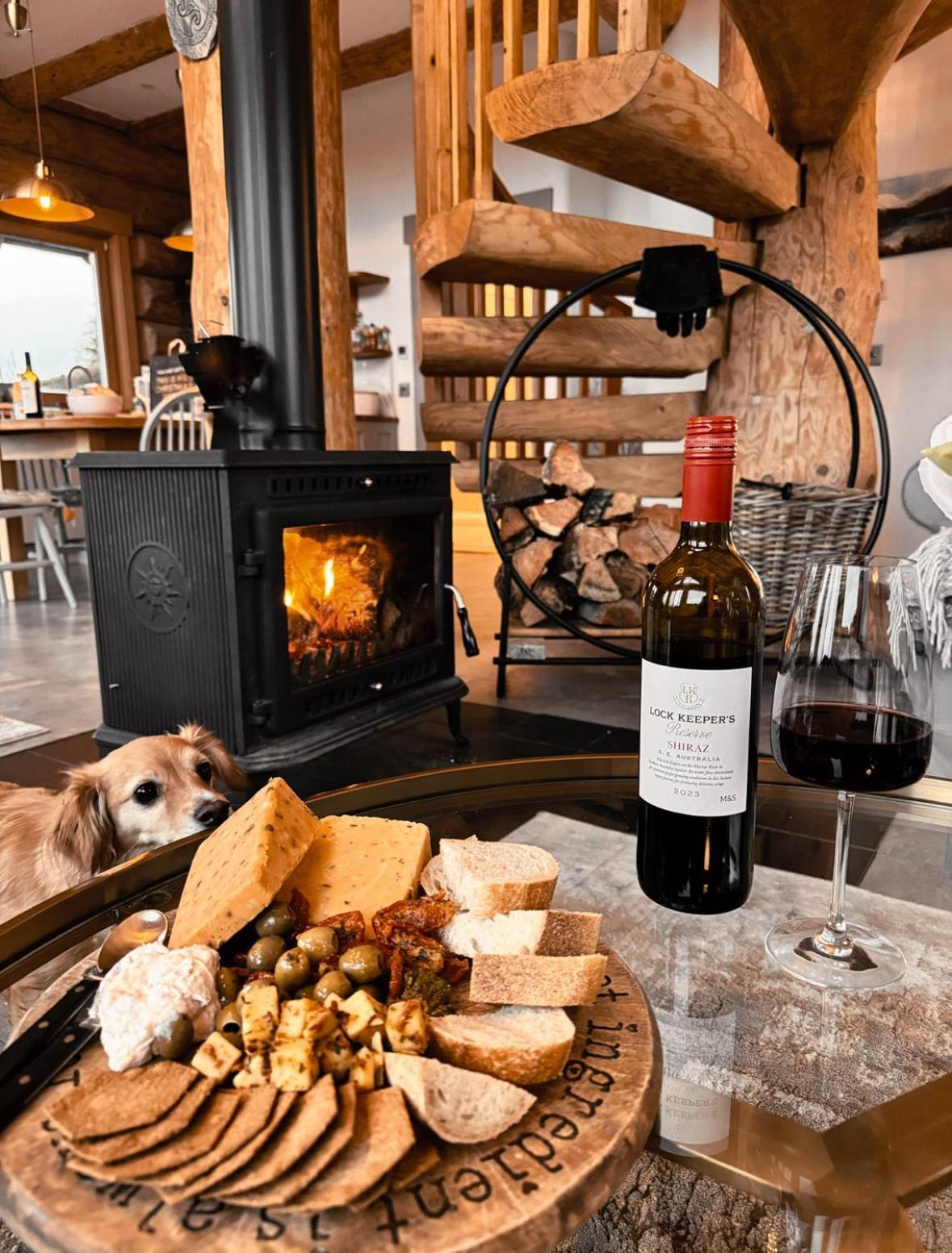 Wild Nurture Eco Luxury Offgrid Log Cabin Fort William Eksteriør billede